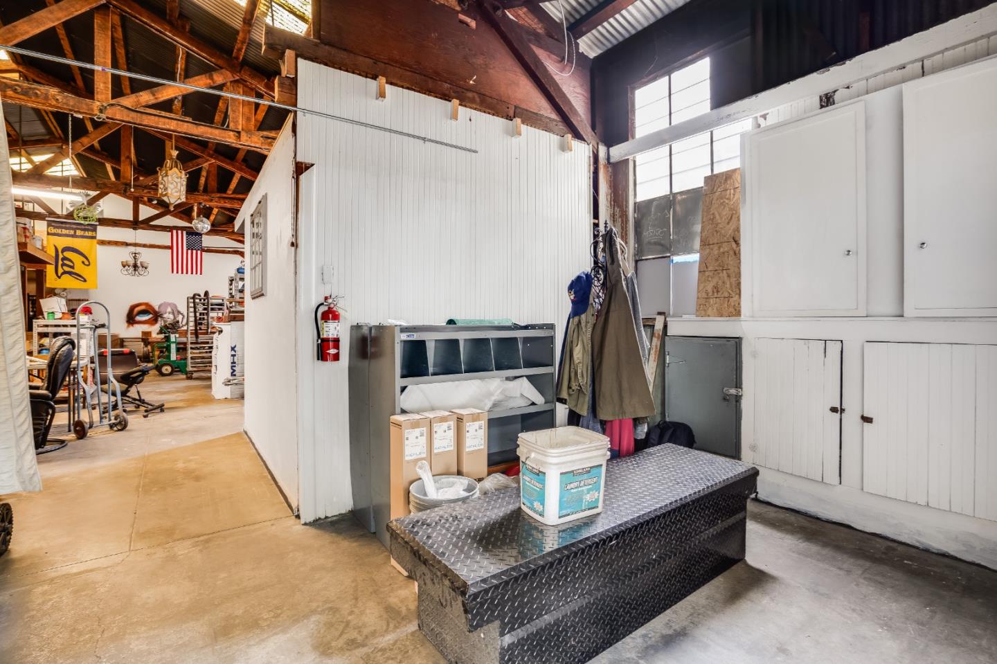 Detail Gallery Image 9 of 24 For 5526 San Pablo Ave, Oakland,  CA 94608 - – Beds | – Baths