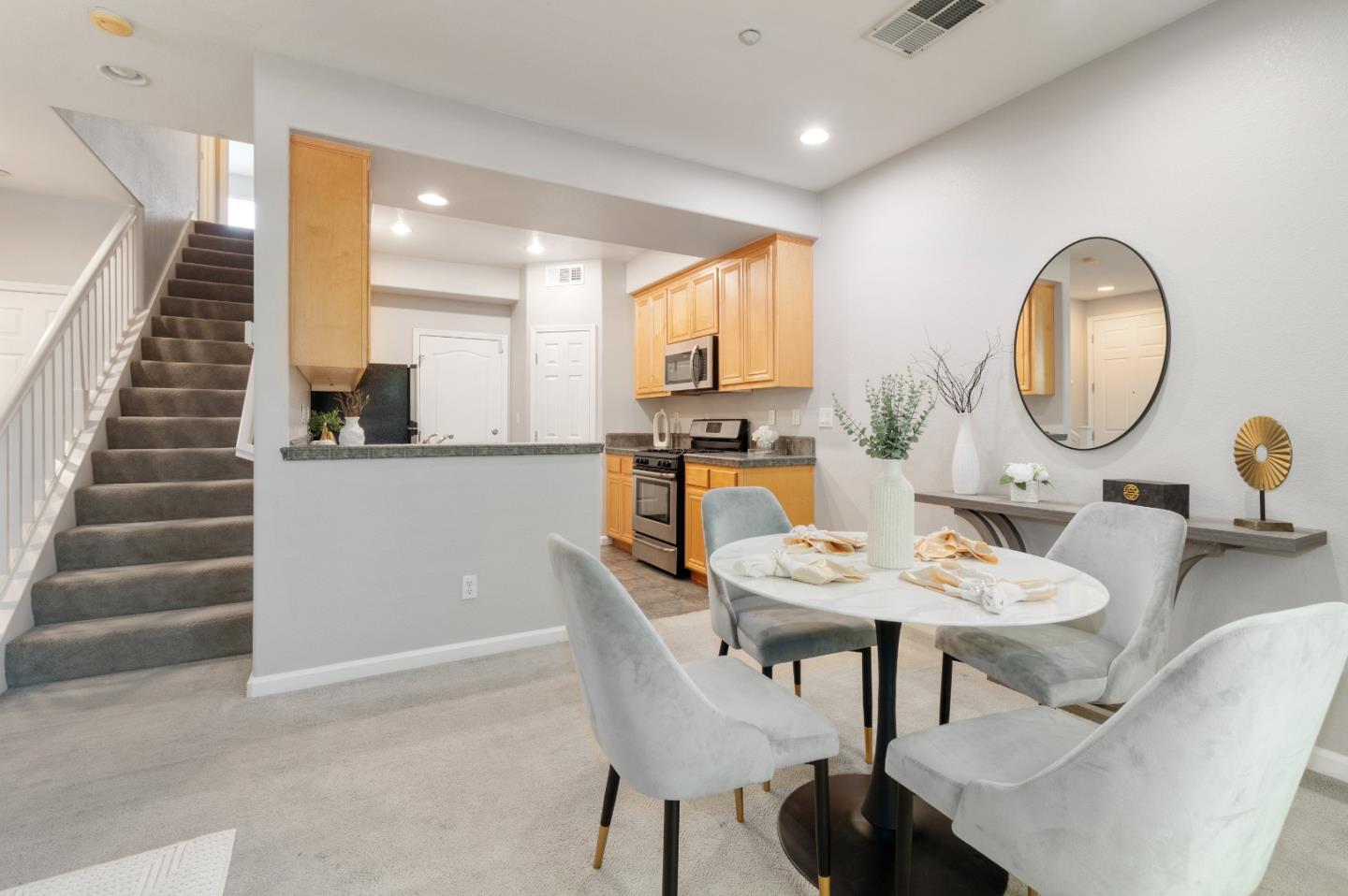Detail Gallery Image 7 of 22 For 271 Washington Dr, Brentwood,  CA 94513 - 3 Beds | 2/1 Baths