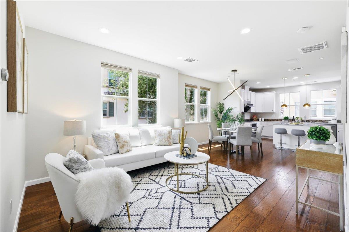 Detail Gallery Image 2 of 46 For 1581 Shore Pl #1,  Santa Clara,  CA 95054 - 4 Beds | 4 Baths