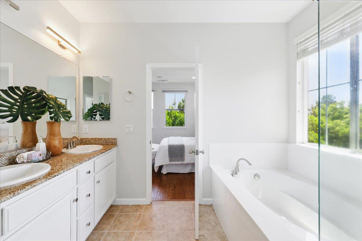 Detail Gallery Image 21 of 46 For 1581 Shore Pl #1,  Santa Clara,  CA 95054 - 4 Beds | 4 Baths