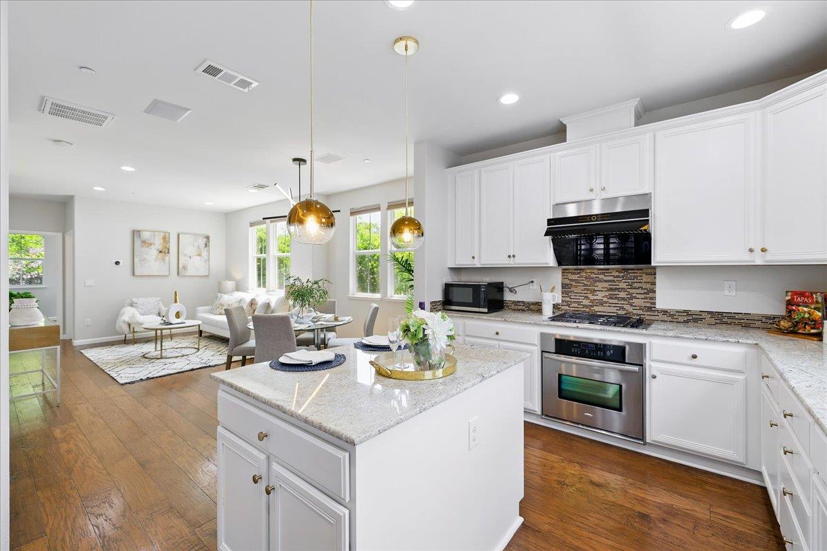 Detail Gallery Image 9 of 46 For 1581 Shore Pl #1,  Santa Clara,  CA 95054 - 4 Beds | 4 Baths