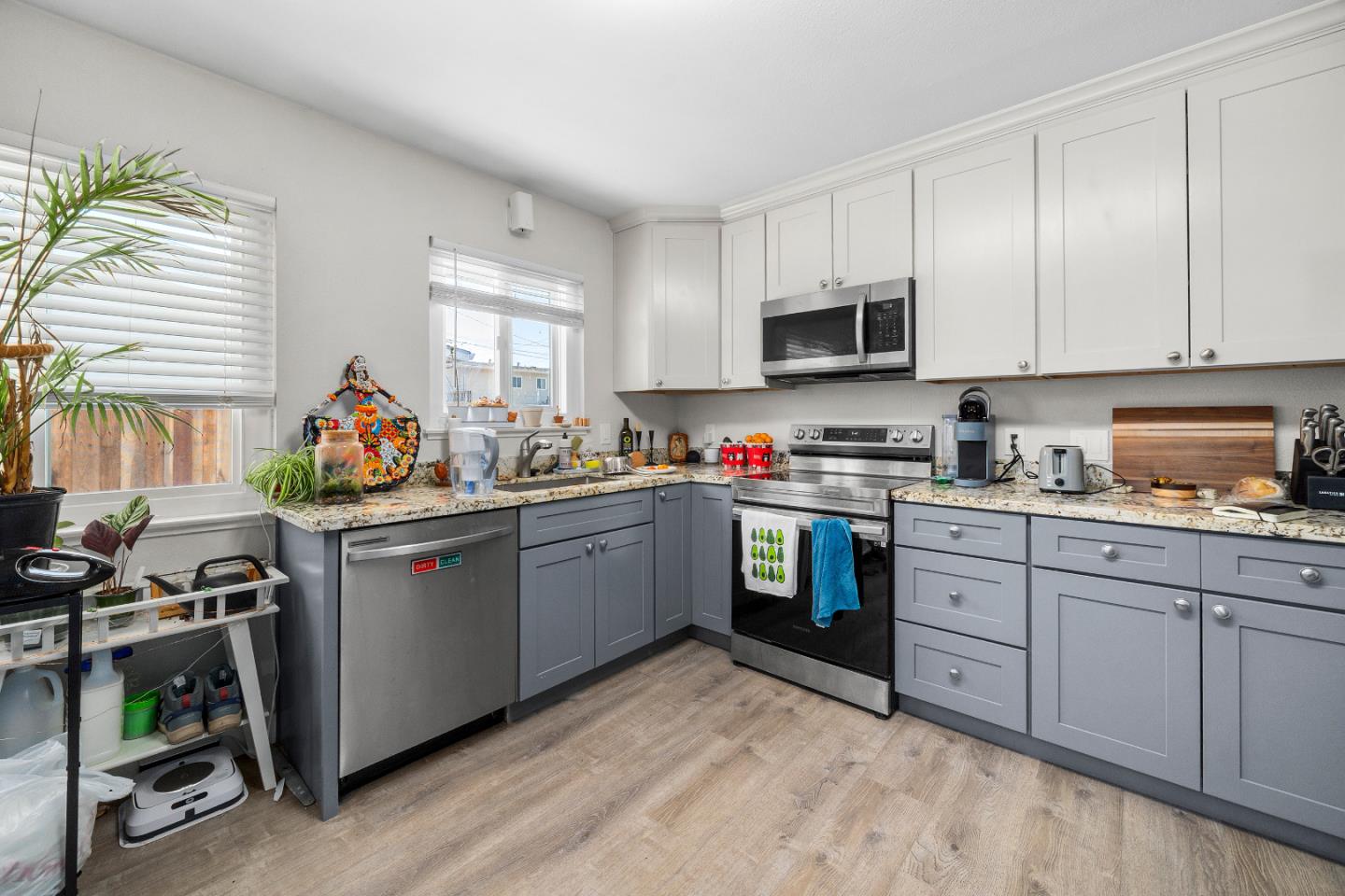 Detail Gallery Image 20 of 35 For 924 30th Ave, Santa Cruz,  CA 95062 - – Beds | – Baths