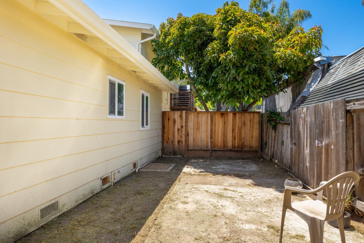 Detail Gallery Image 32 of 35 For 924 30th Ave, Santa Cruz,  CA 95062 - – Beds | – Baths