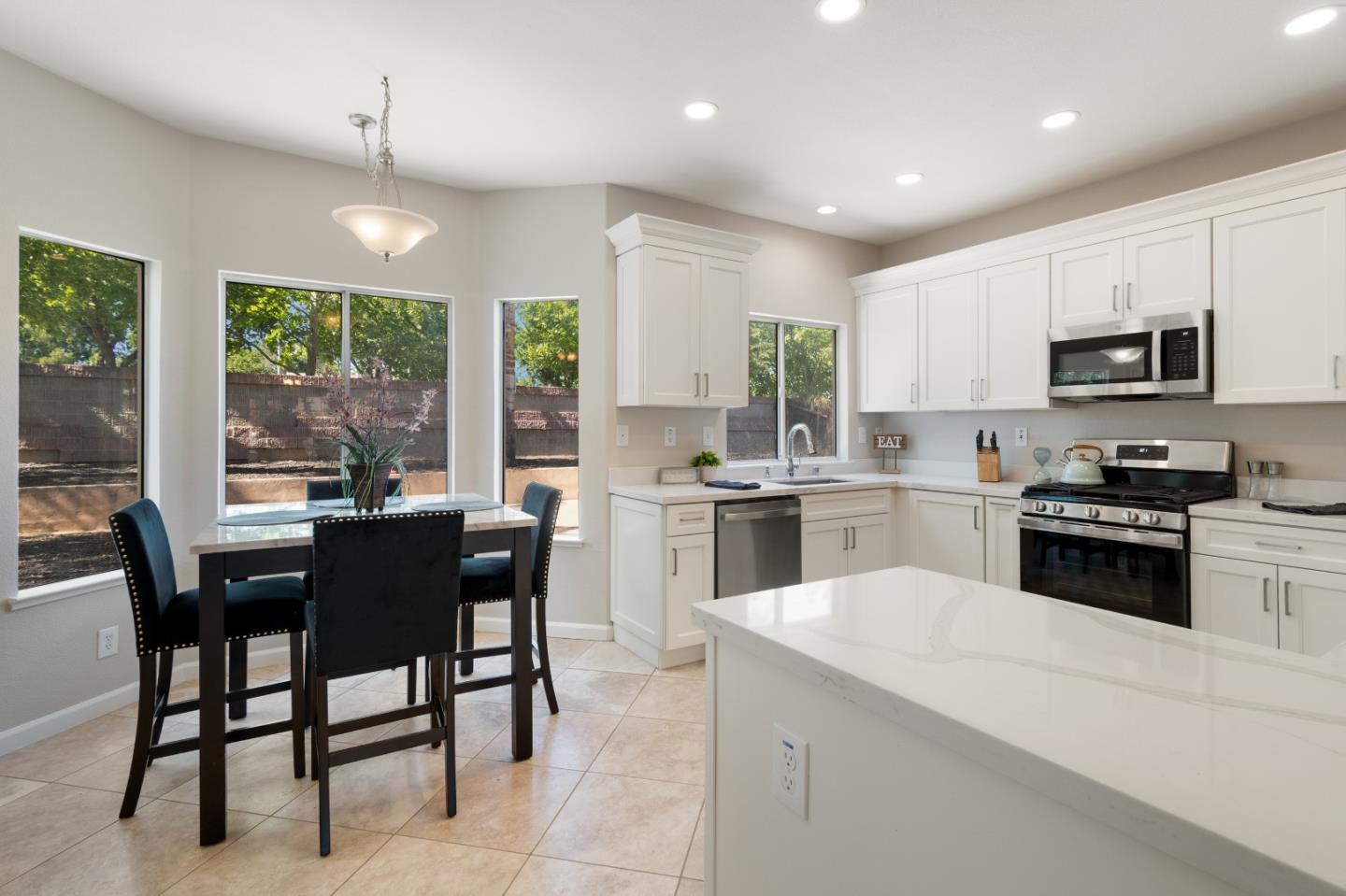 Detail Gallery Image 10 of 45 For 743 Arbor Ct, Brentwood,  CA 94513 - 4 Beds | 2/1 Baths