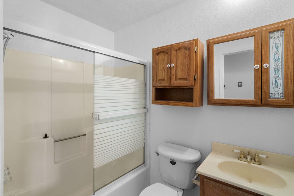 Detail Gallery Image 14 of 27 For 257 Robert Ave, Ripon,  CA 95366 - 3 Beds | 2 Baths