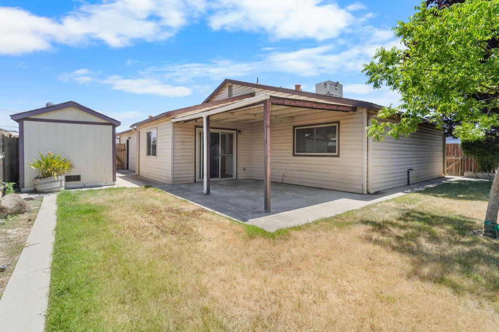 Detail Gallery Image 16 of 27 For 257 Robert Ave, Ripon,  CA 95366 - 3 Beds | 2 Baths