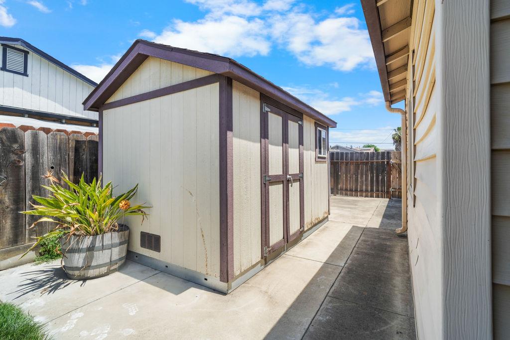 Detail Gallery Image 18 of 27 For 257 Robert Ave, Ripon,  CA 95366 - 3 Beds | 2 Baths