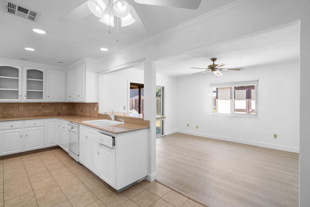 Detail Gallery Image 7 of 27 For 257 Robert Ave, Ripon,  CA 95366 - 3 Beds | 2 Baths