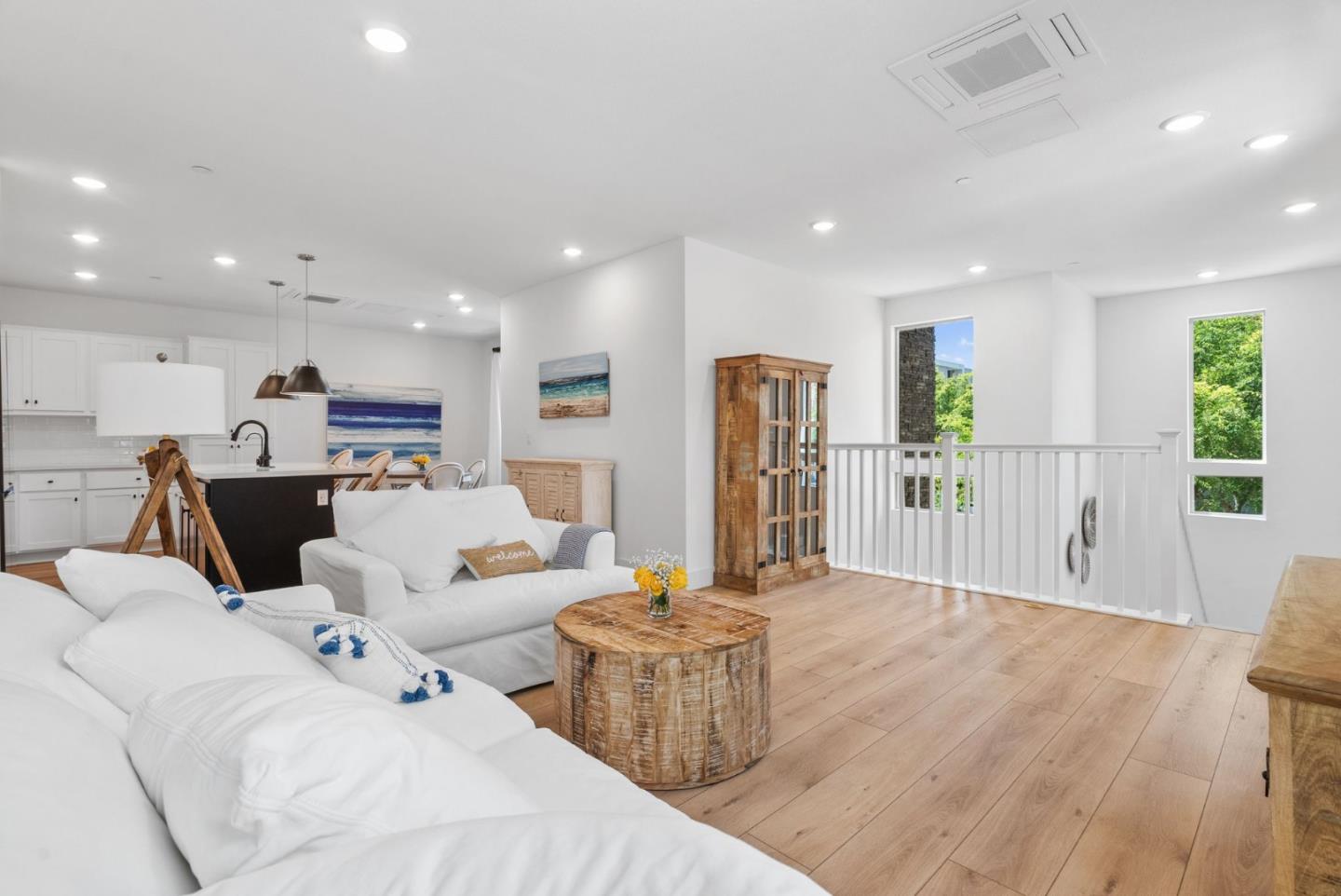 Detail Gallery Image 13 of 43 For 6633 Optimum Loop, San Jose,  CA 95119 - 3 Beds | 3 Baths