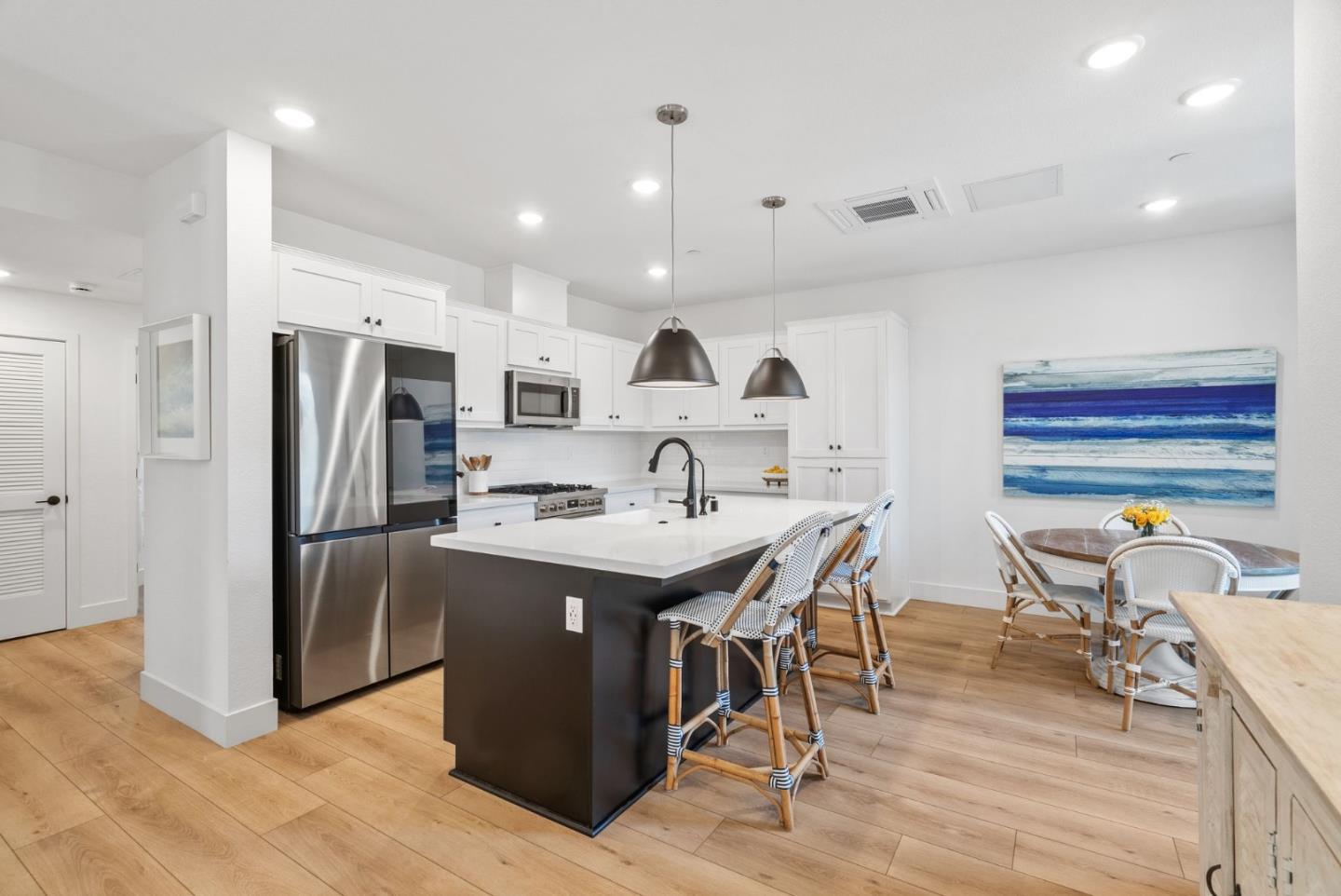 Detail Gallery Image 15 of 43 For 6633 Optimum Loop, San Jose,  CA 95119 - 3 Beds | 3 Baths