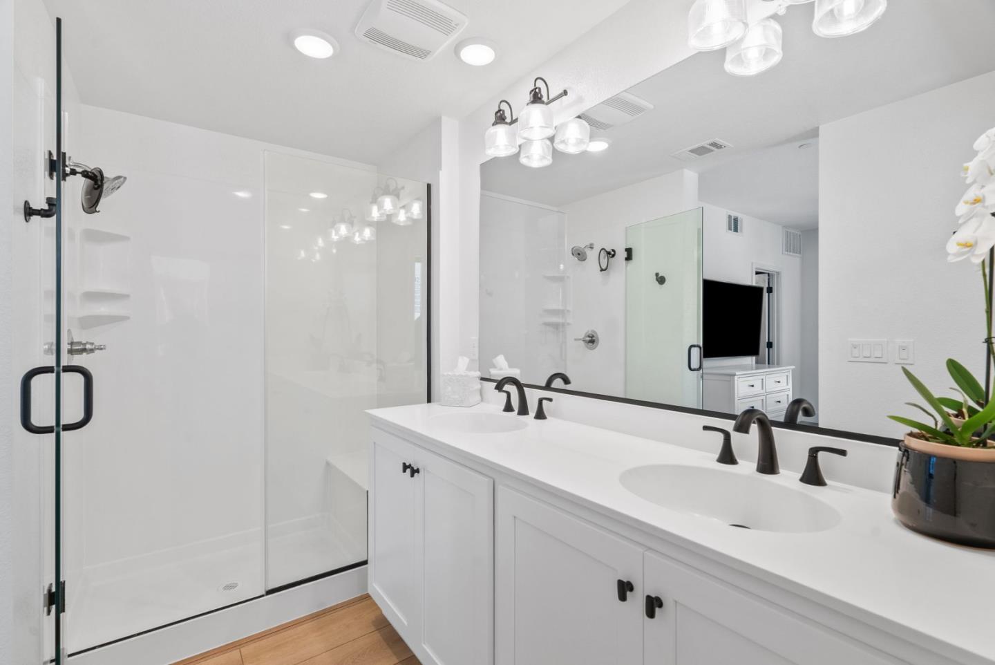 Detail Gallery Image 32 of 43 For 6633 Optimum Loop, San Jose,  CA 95119 - 3 Beds | 3 Baths