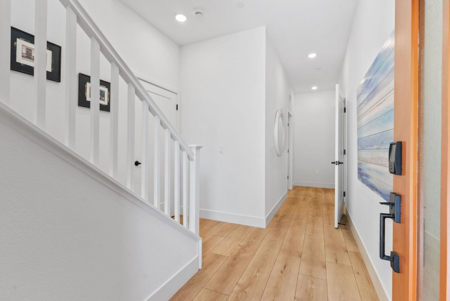 Detail Gallery Image 4 of 43 For 6633 Optimum Loop, San Jose,  CA 95119 - 3 Beds | 3 Baths