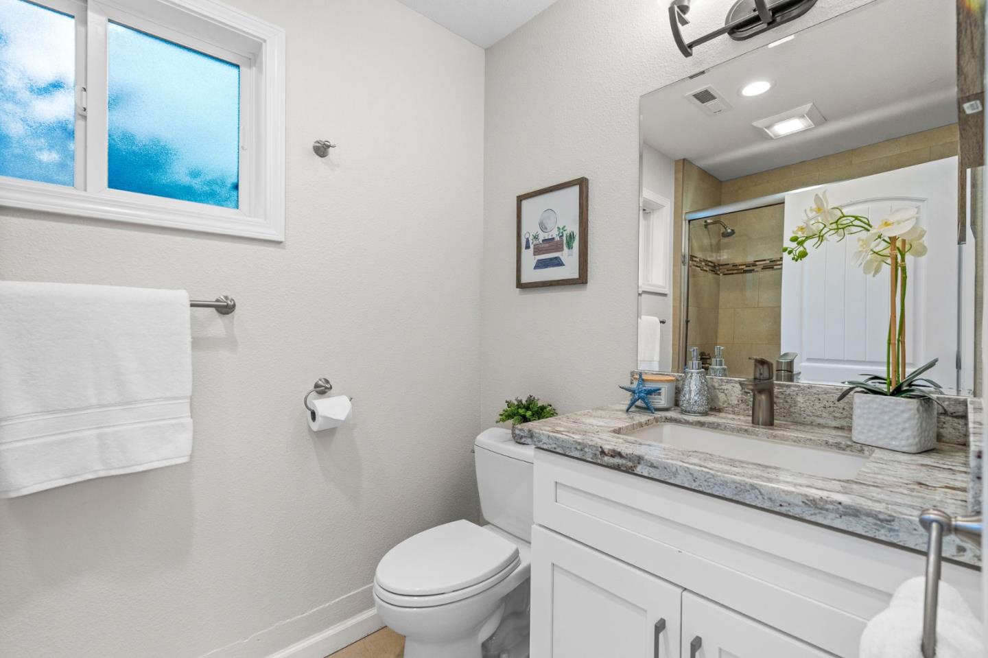 Detail Gallery Image 12 of 56 For 100 N Henry Ave, Santa Clara,  CA 95050 - 4 Beds | 3 Baths