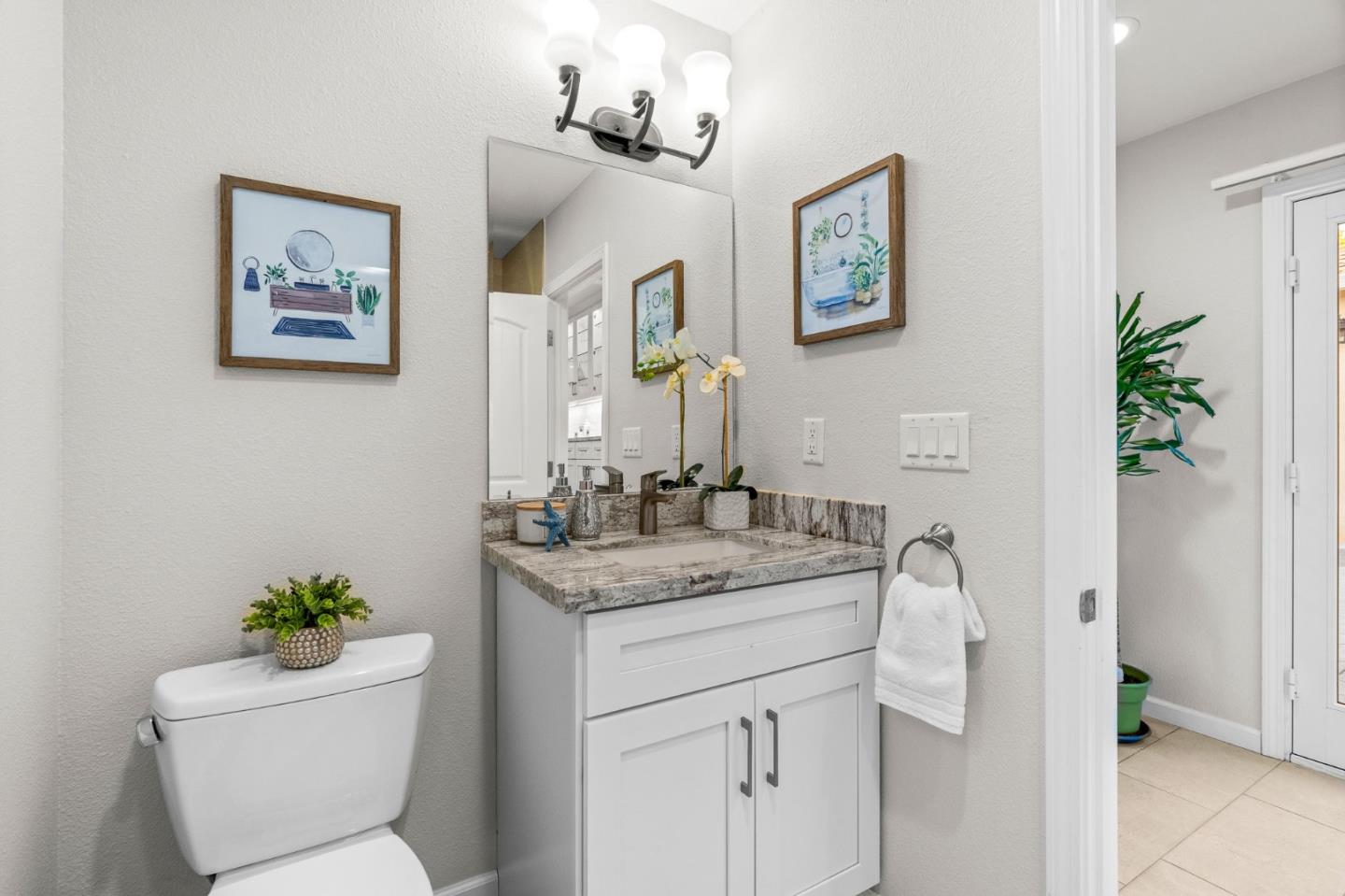 Detail Gallery Image 13 of 56 For 100 N Henry Ave, Santa Clara,  CA 95050 - 4 Beds | 3 Baths
