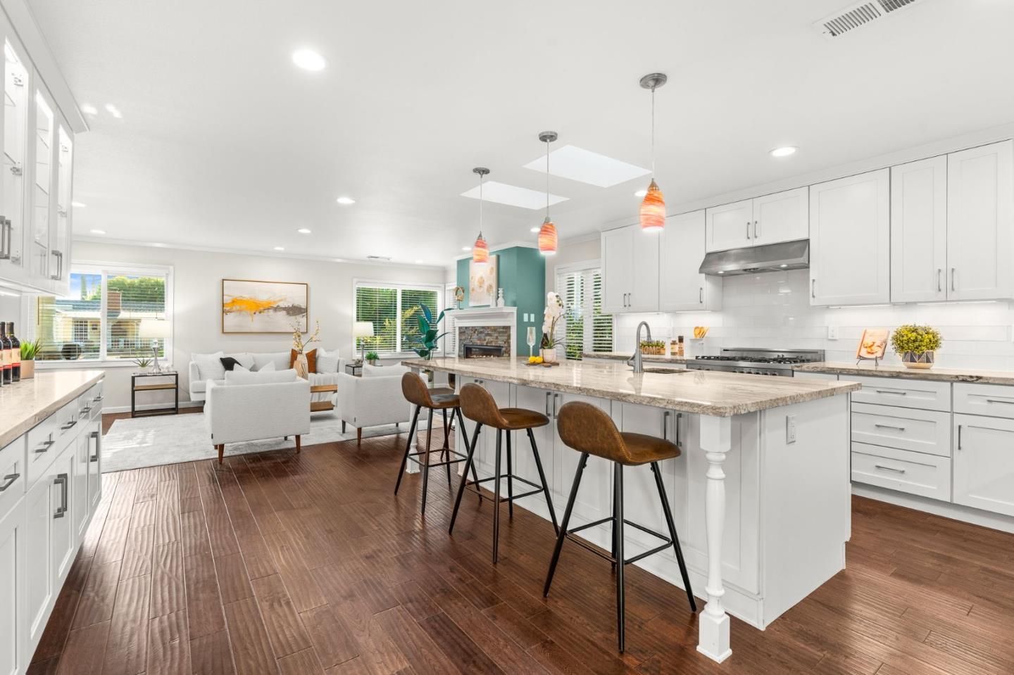Detail Gallery Image 16 of 56 For 100 N Henry Ave, Santa Clara,  CA 95050 - 4 Beds | 3 Baths