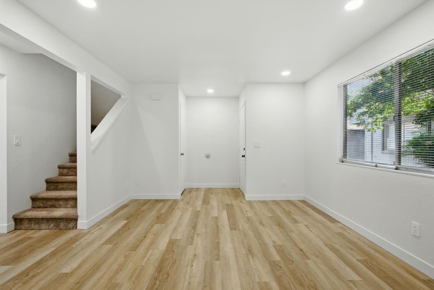 Detail Gallery Image 4 of 40 For 1739 Sapling Ct a,  Concord,  CA 94519 - 3 Beds | 2/1 Baths