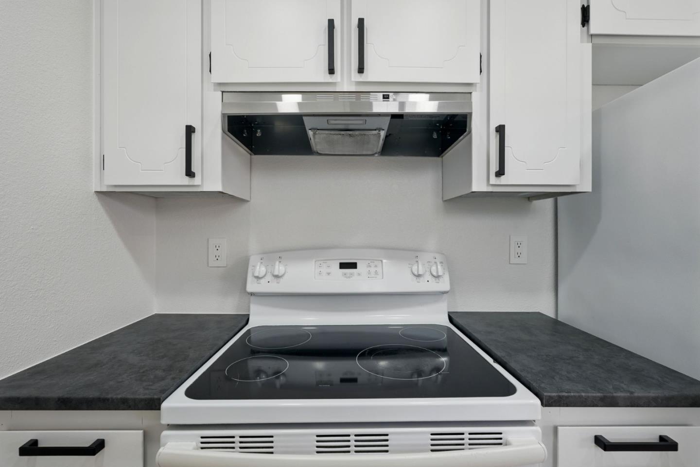 Detail Gallery Image 9 of 40 For 1739 Sapling Ct a,  Concord,  CA 94519 - 3 Beds | 2/1 Baths