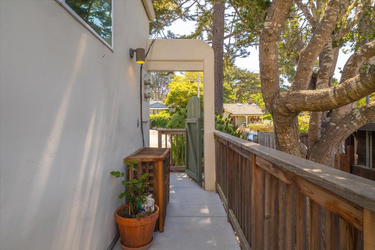 Detail Gallery Image 33 of 60 For 24826 Santa Fe St, Carmel,  CA 93923 - 3 Beds | 2 Baths