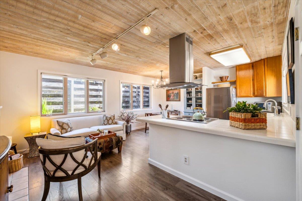 Detail Gallery Image 38 of 60 For 24826 Santa Fe St, Carmel,  CA 93923 - 3 Beds | 2 Baths