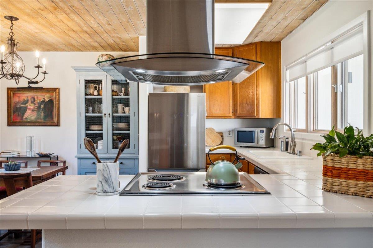 Detail Gallery Image 40 of 60 For 24826 Santa Fe St, Carmel,  CA 93923 - 3 Beds | 2 Baths
