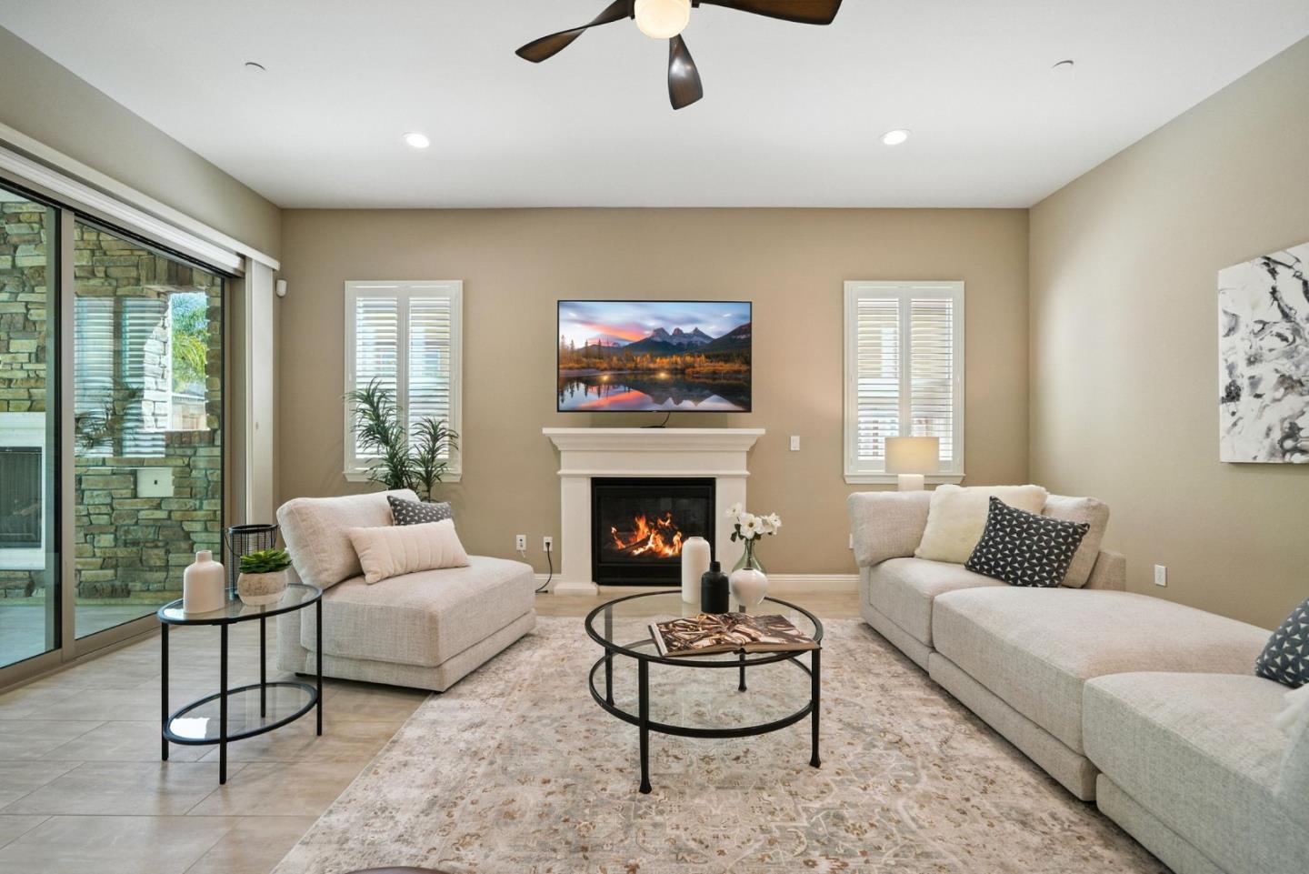 Detail Gallery Image 10 of 81 For 745 Juliann Way, Morgan Hill,  CA 95037 - 4 Beds | 3/1 Baths