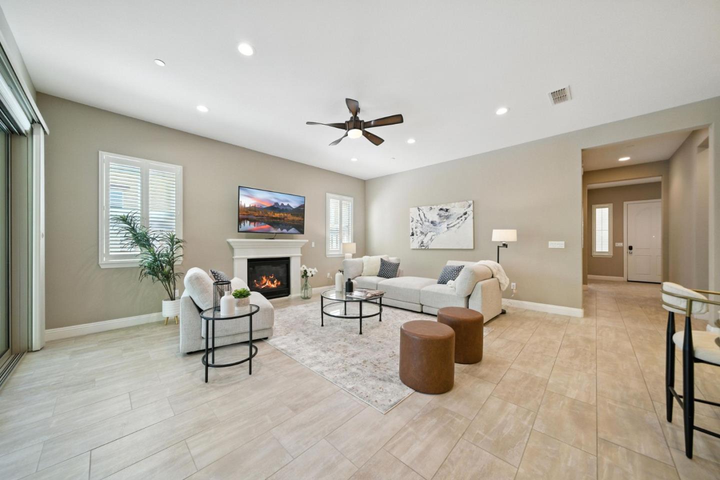 Detail Gallery Image 11 of 81 For 745 Juliann Way, Morgan Hill,  CA 95037 - 4 Beds | 3/1 Baths