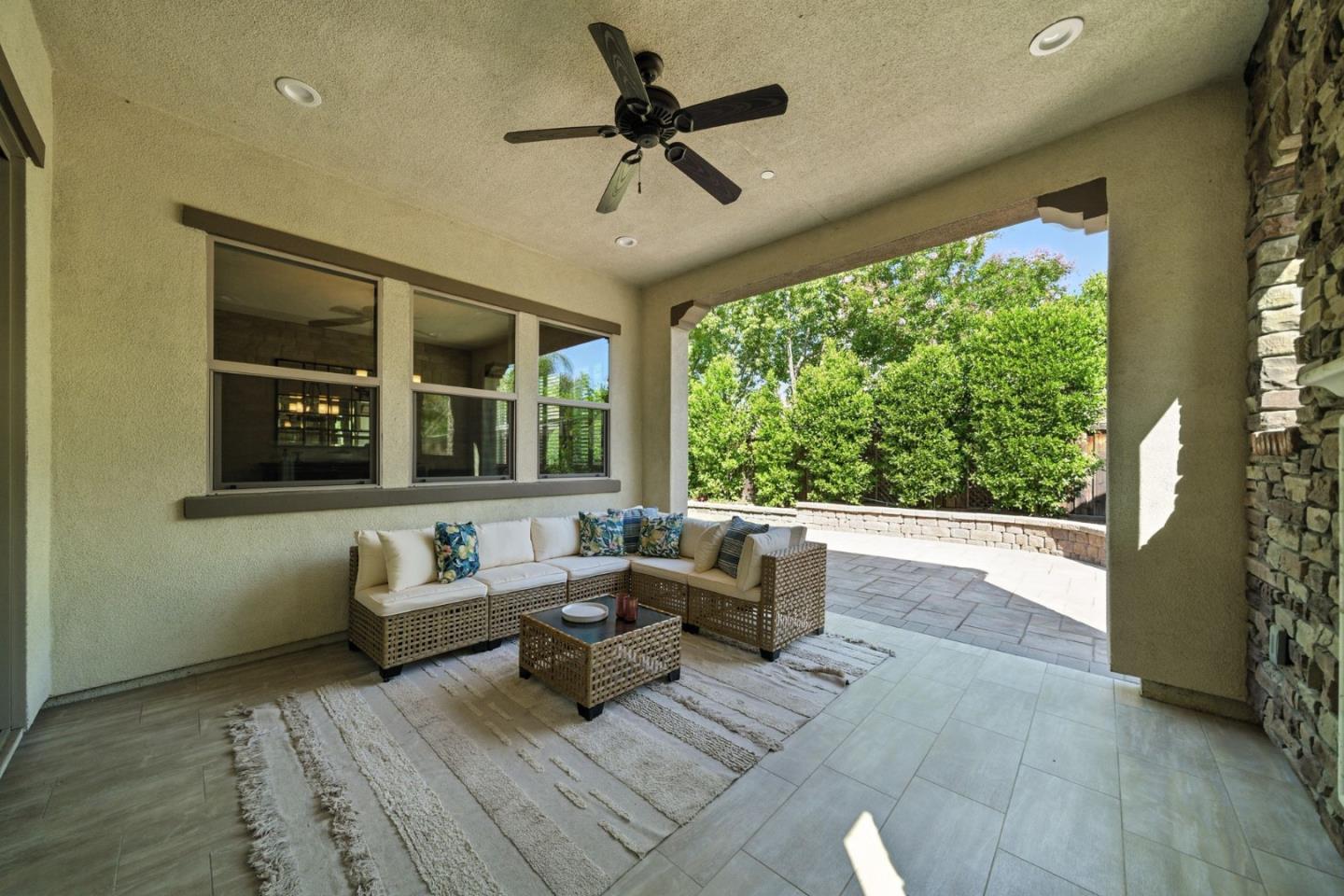 Detail Gallery Image 4 of 81 For 745 Juliann Way, Morgan Hill,  CA 95037 - 4 Beds | 3/1 Baths