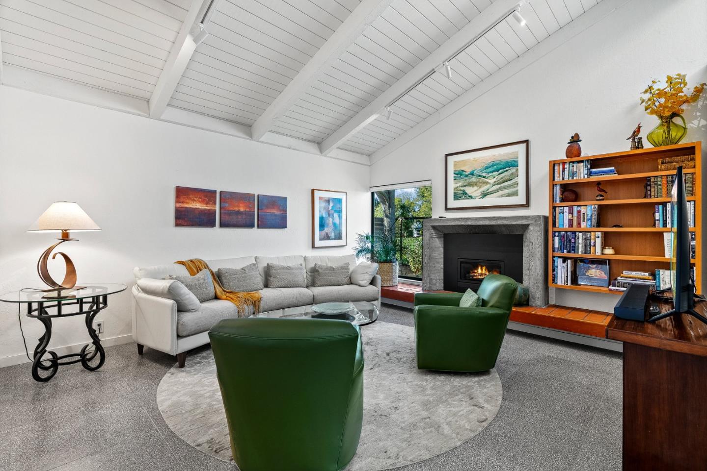 Detail Gallery Image 10 of 59 For 165 via Trinita, Aptos,  CA 95003 - 3 Beds | 2 Baths