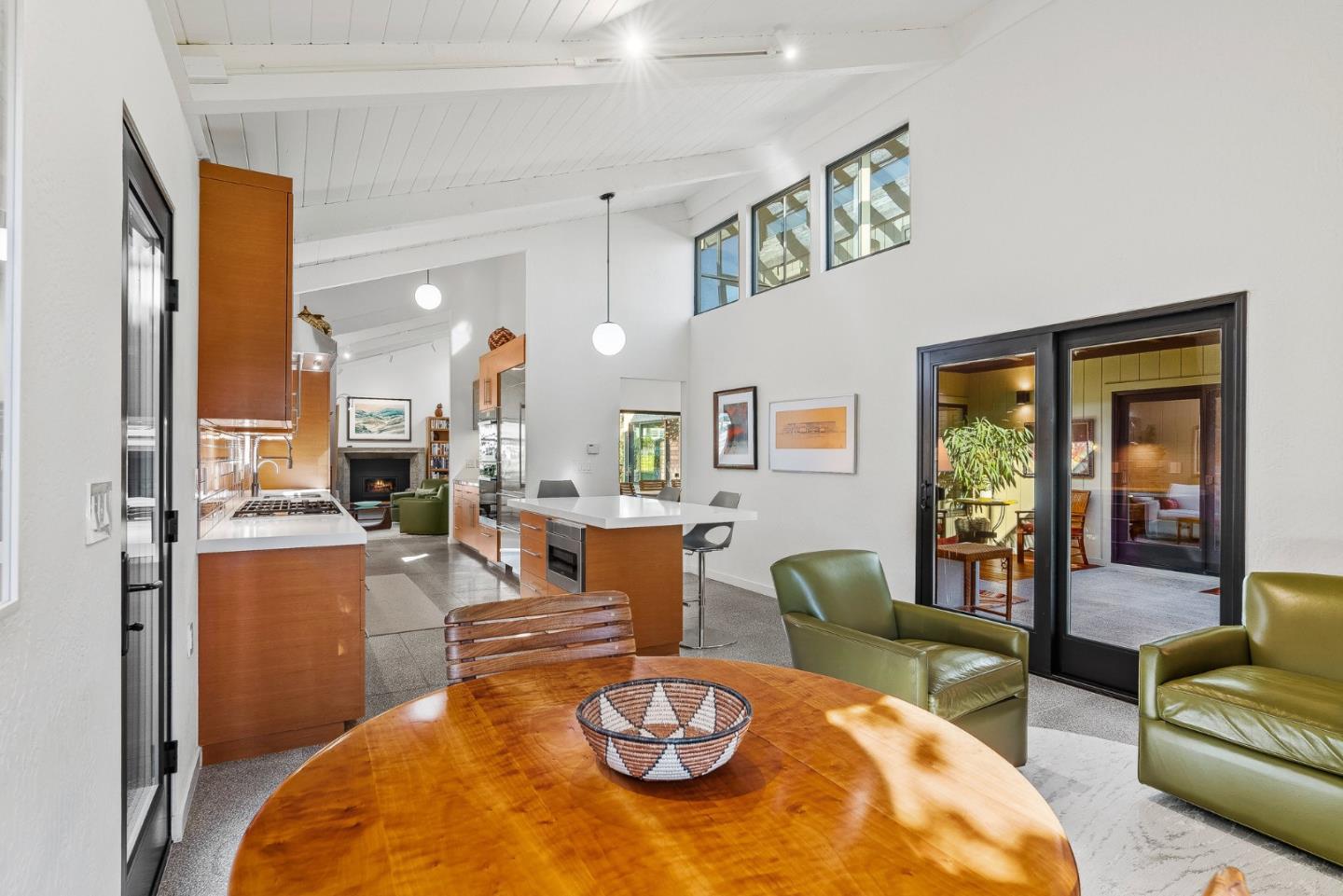 Detail Gallery Image 18 of 59 For 165 via Trinita, Aptos,  CA 95003 - 3 Beds | 2 Baths