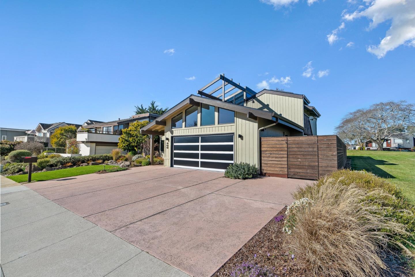 Detail Gallery Image 2 of 59 For 165 via Trinita, Aptos,  CA 95003 - 3 Beds | 2 Baths