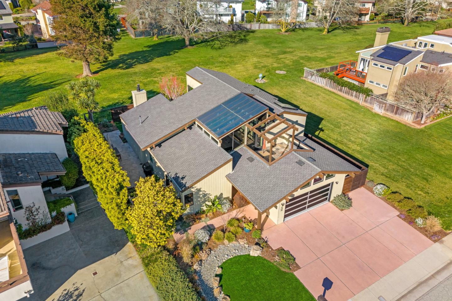 Detail Gallery Image 52 of 59 For 165 via Trinita, Aptos,  CA 95003 - 3 Beds | 2 Baths