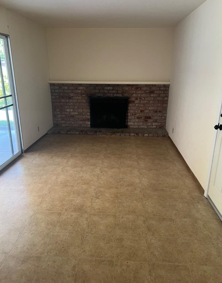 Detail Gallery Image 3 of 10 For 2635 Bonnie Dr, Santa Clara,  CA 95051 - 3 Beds | 2 Baths