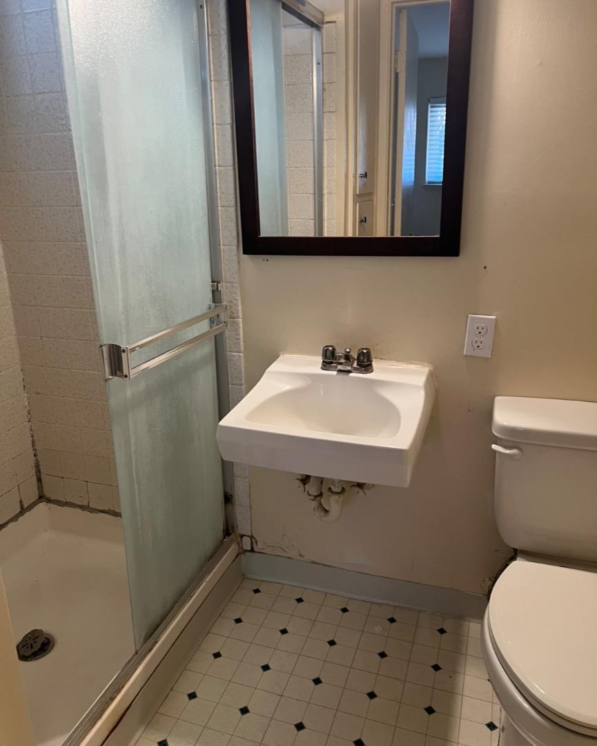 Detail Gallery Image 8 of 10 For 2635 Bonnie Dr, Santa Clara,  CA 95051 - 3 Beds | 2 Baths
