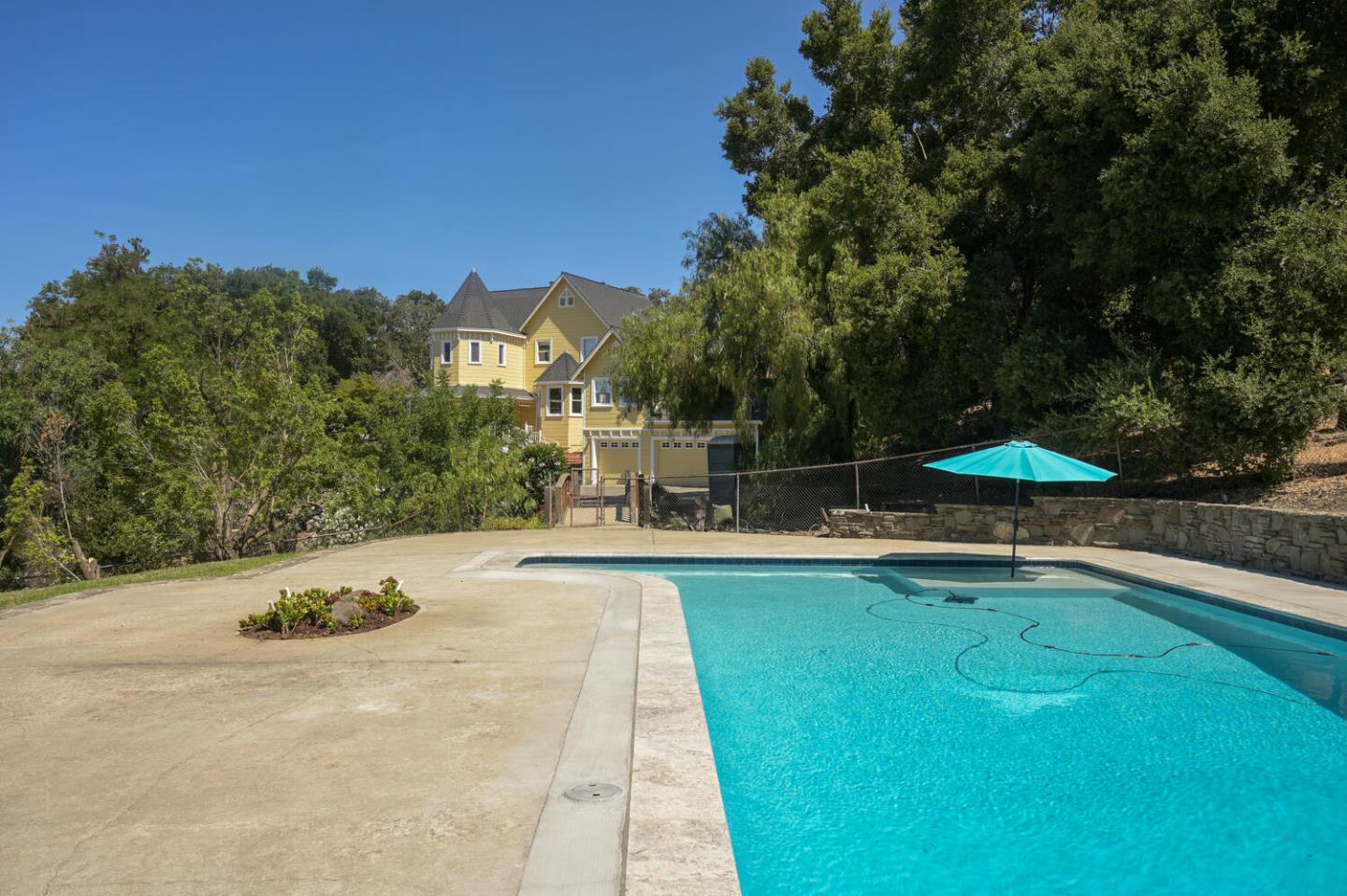 Detail Gallery Image 28 of 34 For 18150 Cochrane Rd, Morgan Hill,  CA 95037 - 4 Beds | 3/1 Baths