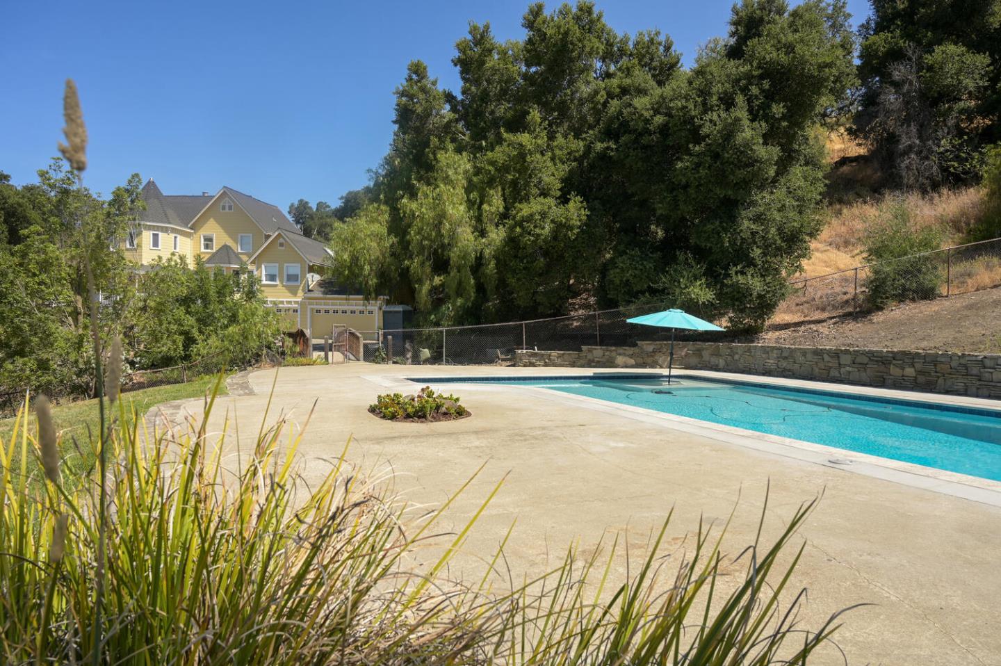 Detail Gallery Image 29 of 34 For 18150 Cochrane Rd, Morgan Hill,  CA 95037 - 4 Beds | 3/1 Baths