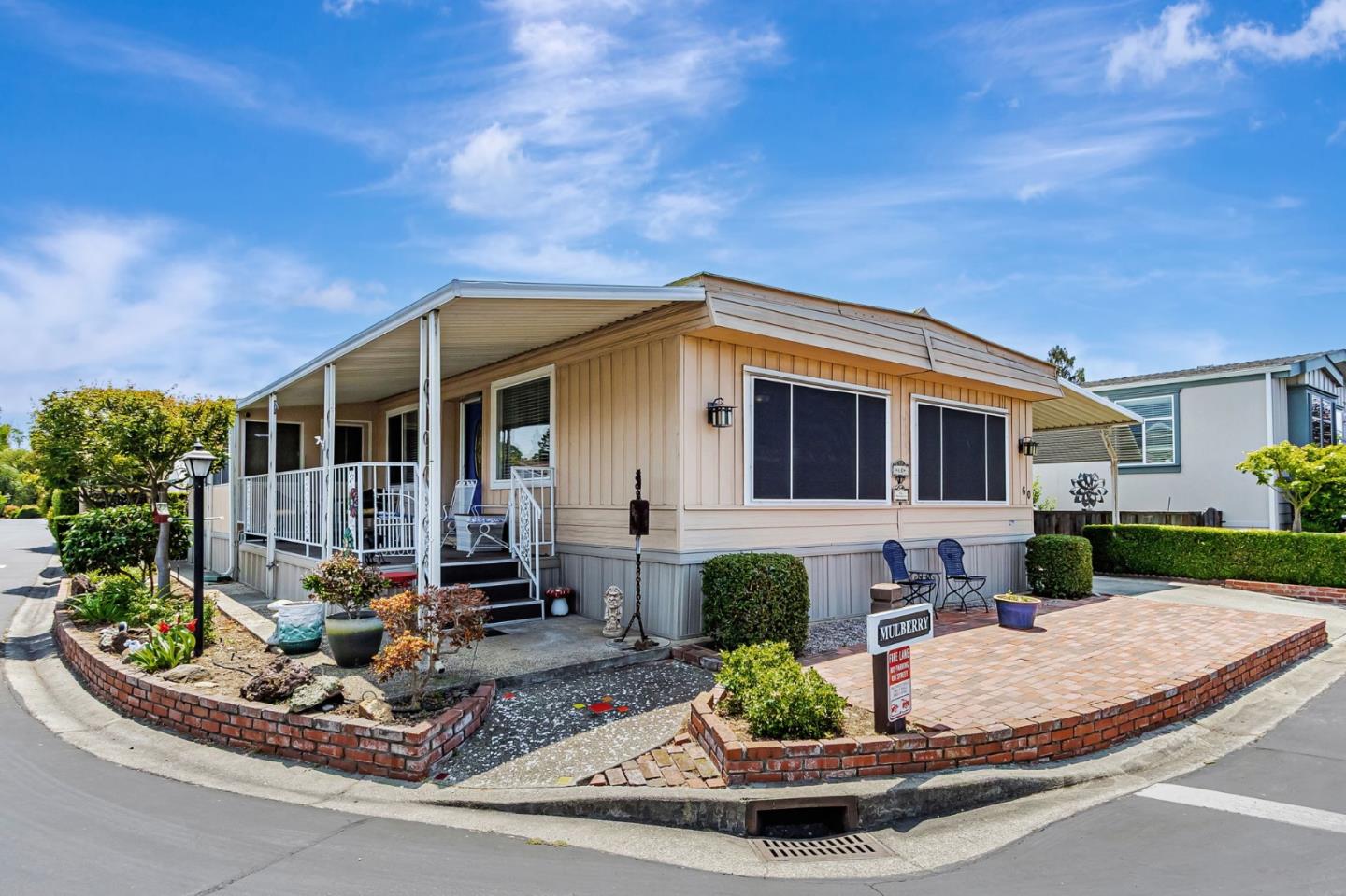 Detail Gallery Image 2 of 49 For 60 Mulberry Ct #60,  Morgan Hill,  CA 95037 - 2 Beds | 2 Baths