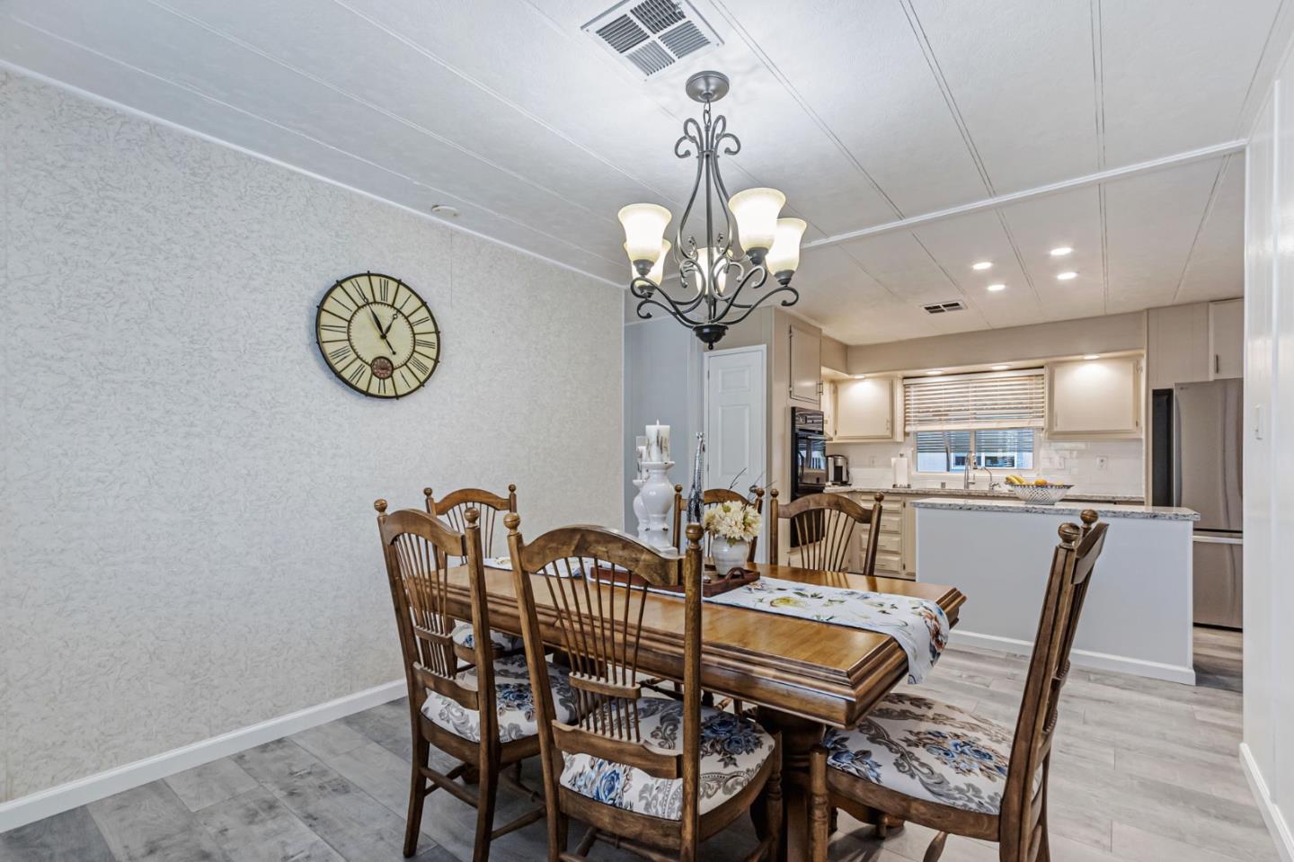 Detail Gallery Image 22 of 49 For 60 Mulberry Ct #60,  Morgan Hill,  CA 95037 - 2 Beds | 2 Baths