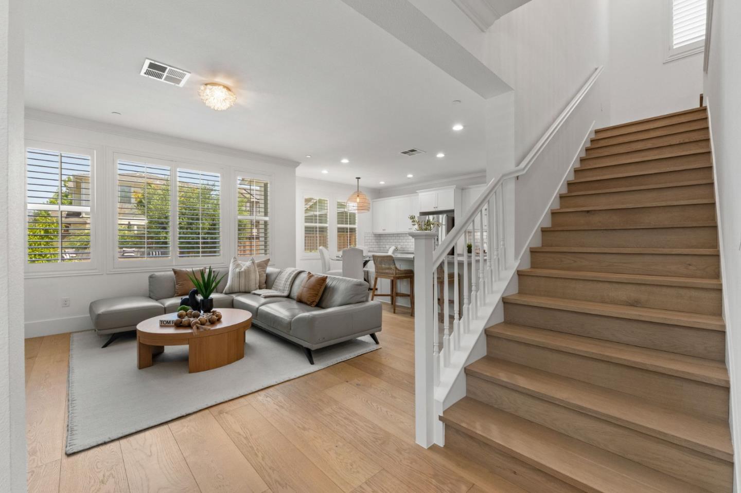 Detail Gallery Image 5 of 55 For 17920 Stoney Creek Way, Morgan Hill,  CA 95037 - 4 Beds | 2/1 Baths
