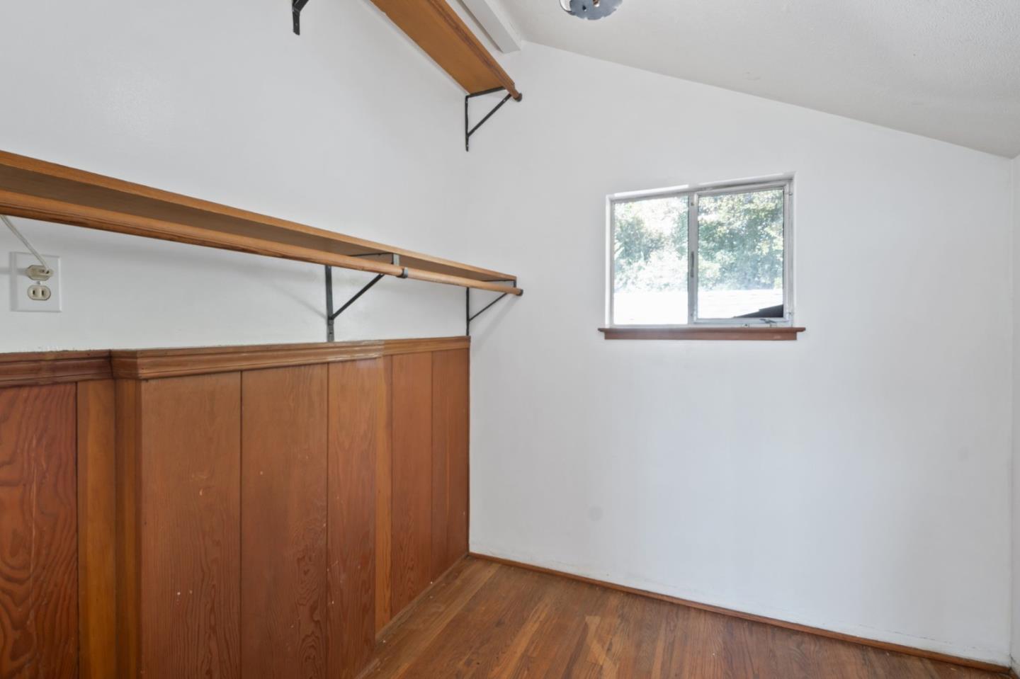 Detail Gallery Image 13 of 41 For 10981 Edgemont Dr, San Jose,  CA 95127 - 2 Beds | 2 Baths