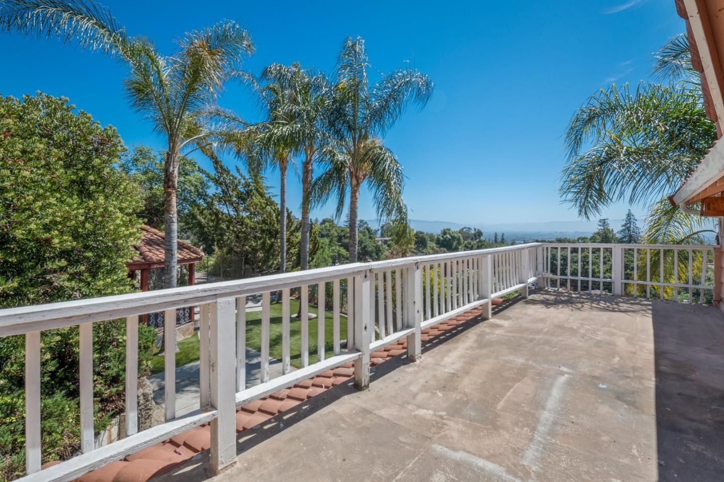 Detail Gallery Image 23 of 41 For 10981 Edgemont Dr, San Jose,  CA 95127 - 2 Beds | 2 Baths