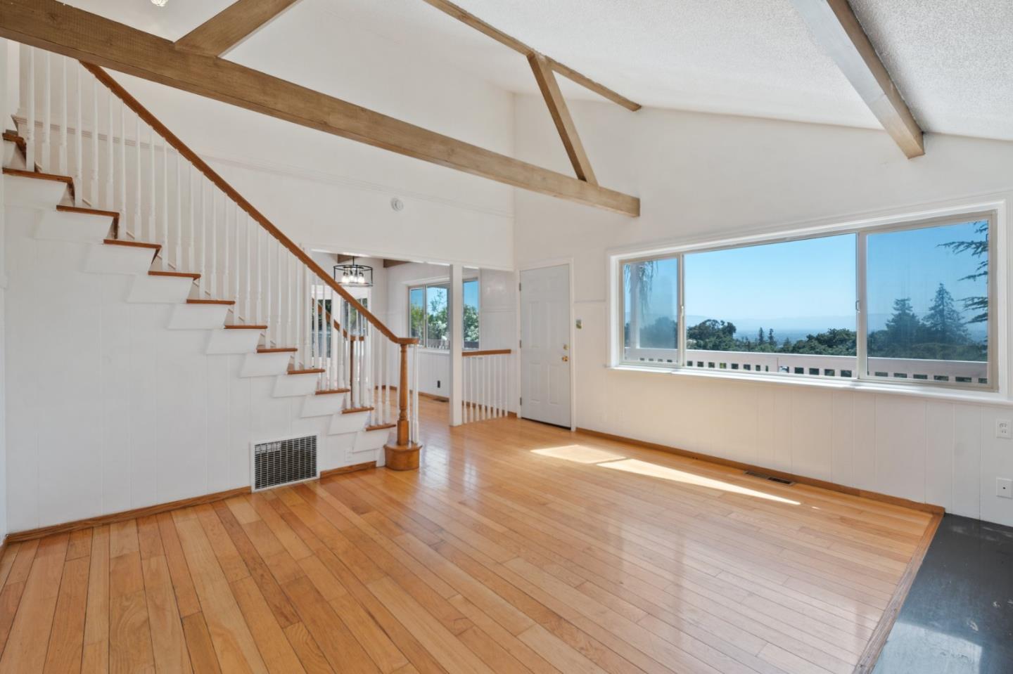 Detail Gallery Image 4 of 41 For 10981 Edgemont Dr, San Jose,  CA 95127 - 2 Beds | 2 Baths