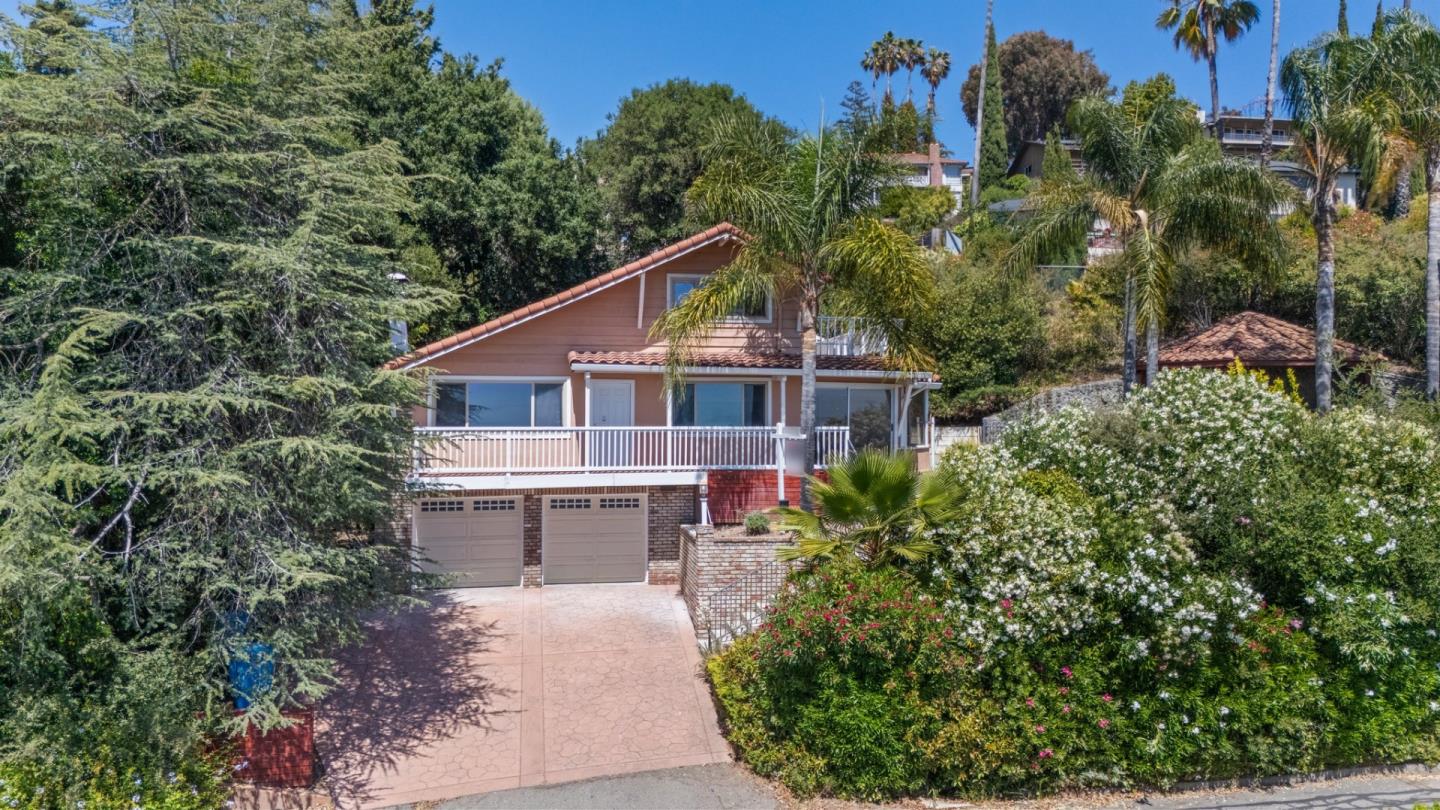 Detail Gallery Image 41 of 41 For 10981 Edgemont Dr, San Jose,  CA 95127 - 2 Beds | 2 Baths