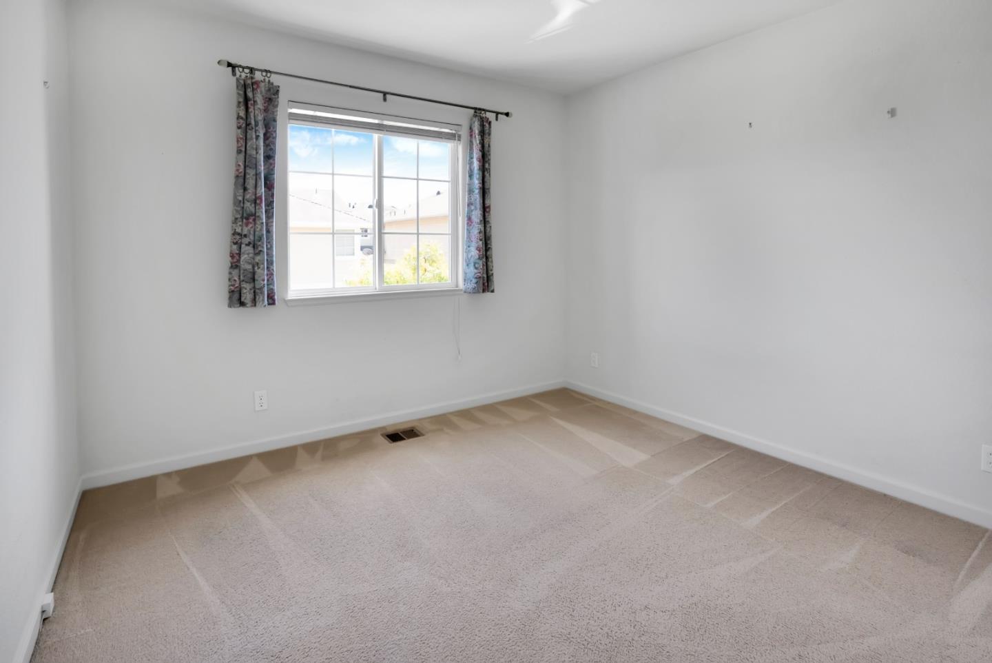 Detail Gallery Image 19 of 36 For 115 Cherry Blossom Dr, Freedom,  CA 95019 - 4 Beds | 2/1 Baths