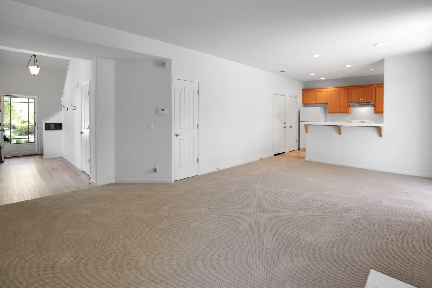 Detail Gallery Image 5 of 36 For 115 Cherry Blossom Dr, Freedom,  CA 95019 - 4 Beds | 2/1 Baths