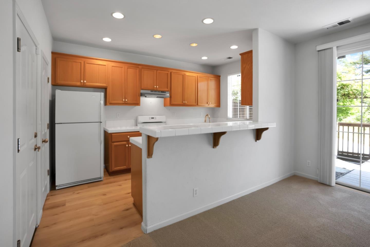 Detail Gallery Image 8 of 36 For 115 Cherry Blossom Dr, Freedom,  CA 95019 - 4 Beds | 2/1 Baths