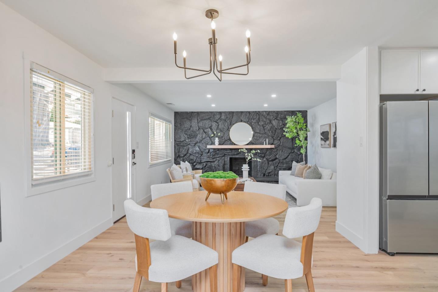 Detail Gallery Image 22 of 44 For 1016 S Rosita Ct, Pacifica,  CA 94044 - 3 Beds | 1 Baths