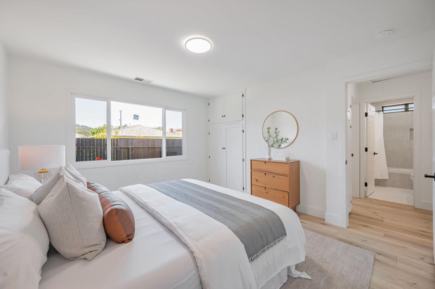 Detail Gallery Image 30 of 44 For 1016 S Rosita Ct, Pacifica,  CA 94044 - 3 Beds | 1 Baths