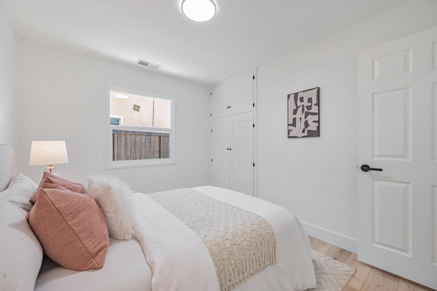 Detail Gallery Image 33 of 44 For 1016 S Rosita Ct, Pacifica,  CA 94044 - 3 Beds | 1 Baths