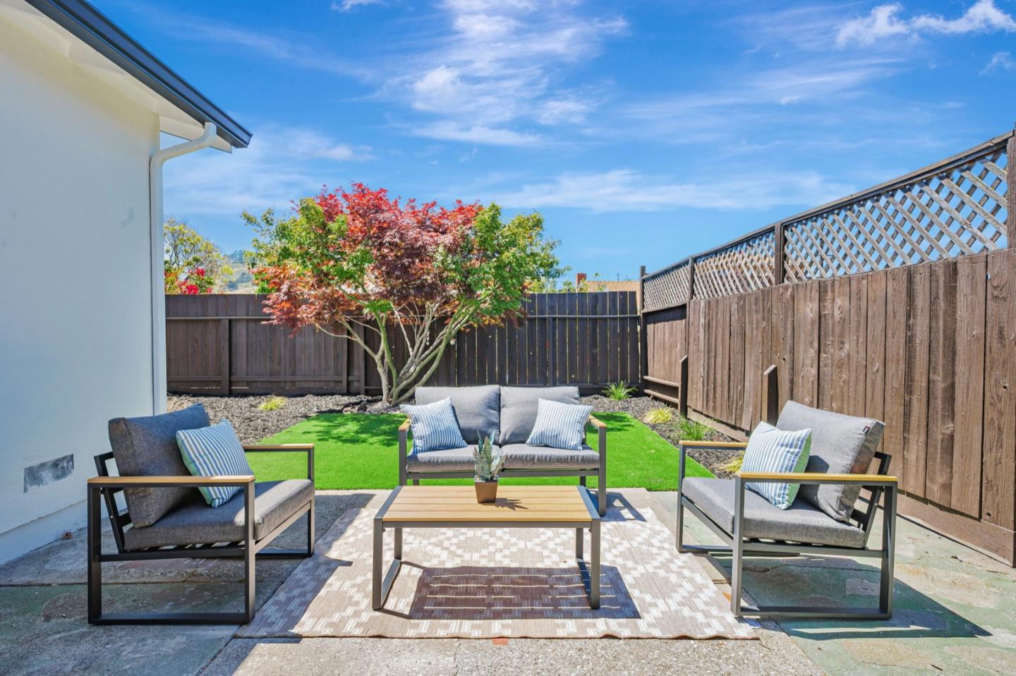 Detail Gallery Image 38 of 44 For 1016 S Rosita Ct, Pacifica,  CA 94044 - 3 Beds | 1 Baths