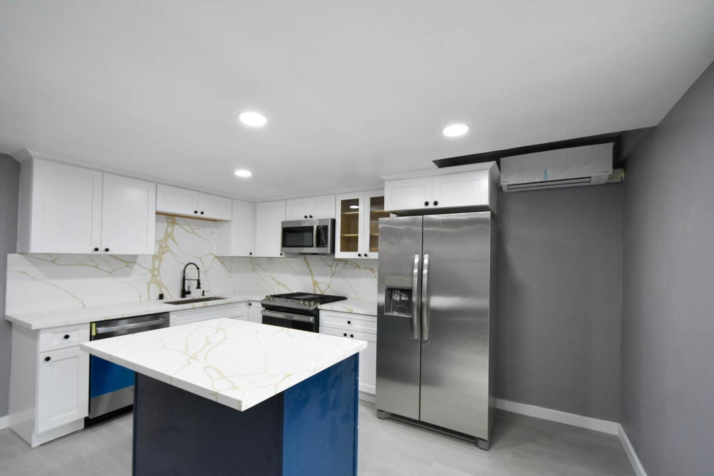 Detail Gallery Image 13 of 19 For 181 Alexander Ave, San Jose,  CA 95116 - – Beds | – Baths